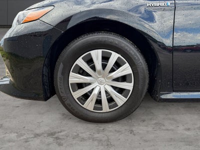 2019 Toyota Camry Hybrid LE FWD