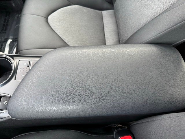 2018 Toyota Camry Hybrid LE FWD