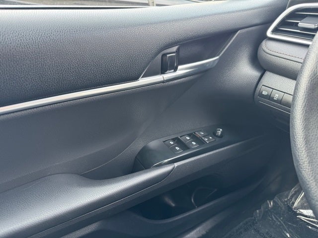 2018 Toyota Camry Hybrid LE FWD