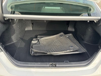 2018 Toyota Camry Hybrid LE FWD