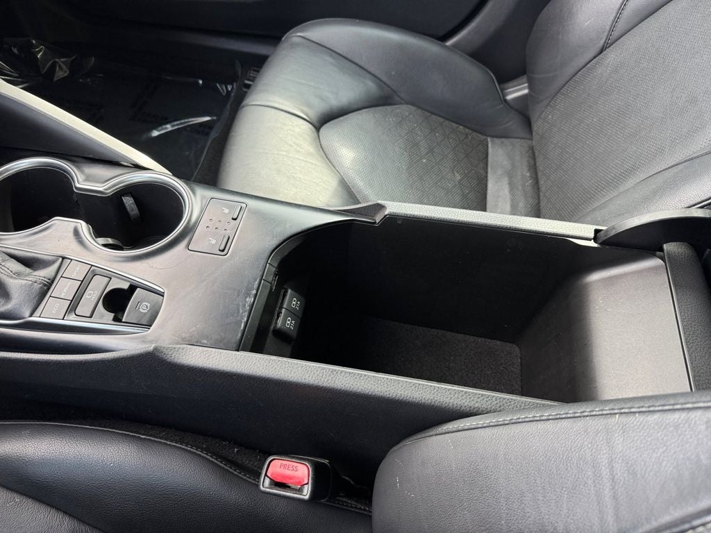 2018 Toyota Camry XSE FWD