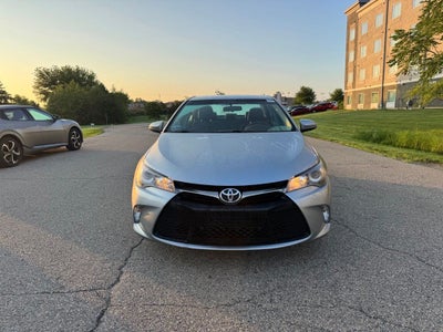 2017 Toyota Camry SE FWD