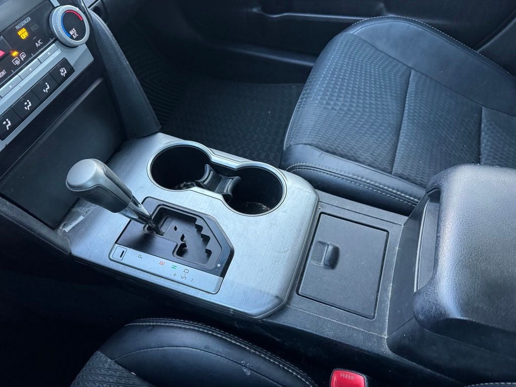2012 Toyota Camry SE FWD