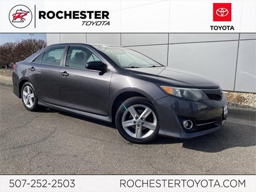 2014 Toyota Camry SE FWD