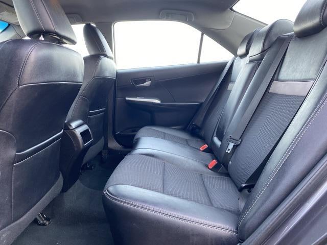 2014 Toyota Camry SE FWD