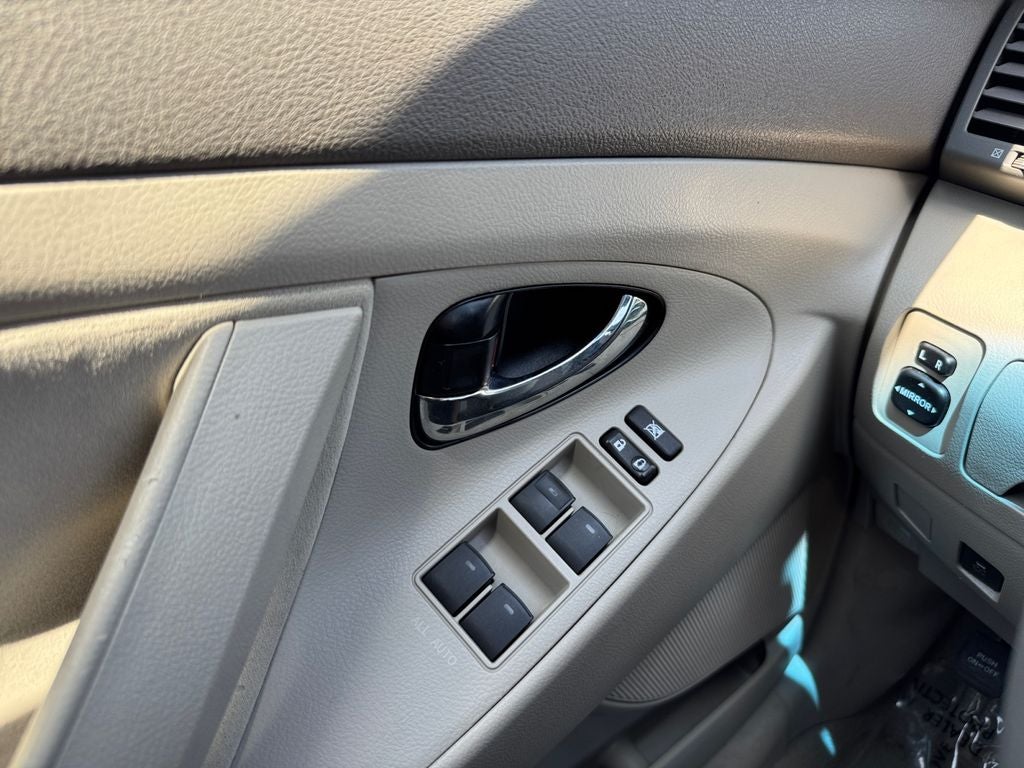2011 Toyota Camry LE FWD