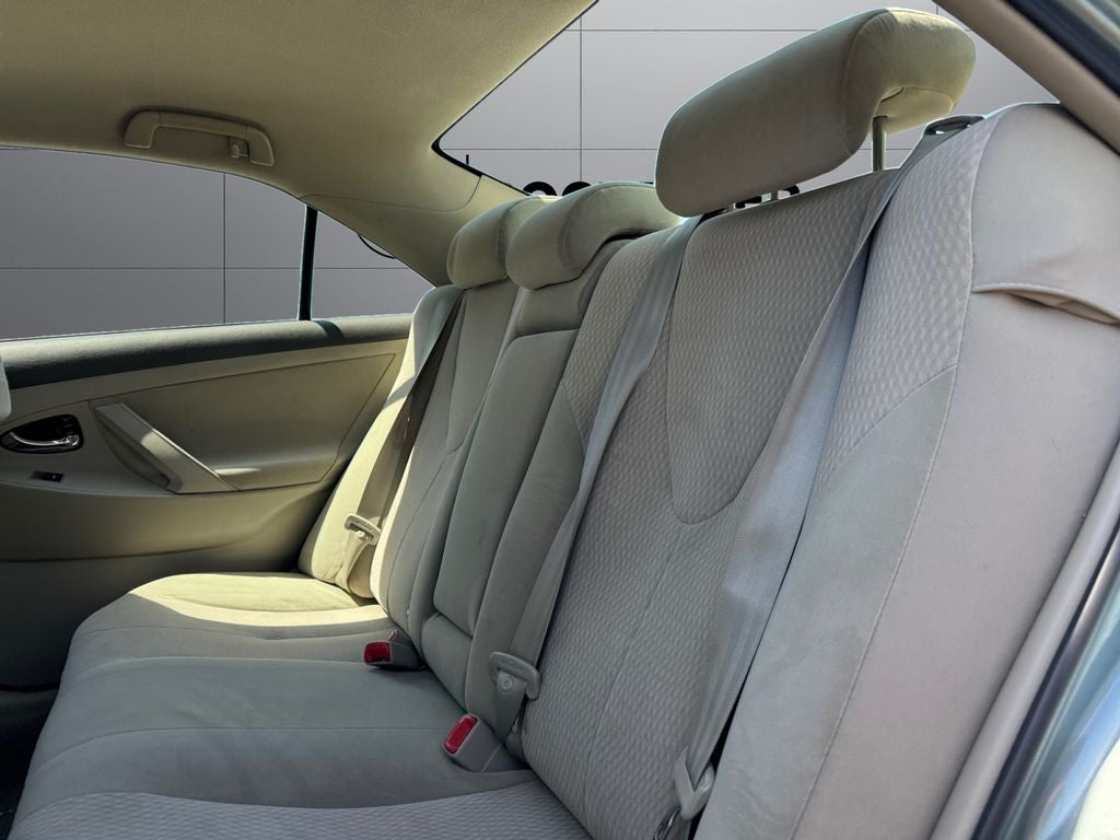 2011 Toyota Camry LE FWD