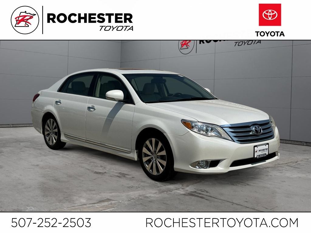 2012 Toyota Avalon Limited FWD