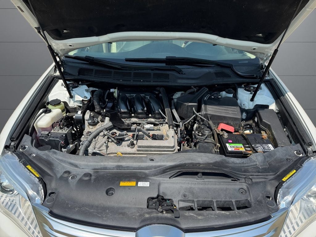 2012 Toyota Avalon Limited FWD