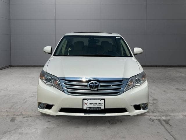 2012 Toyota Avalon Limited FWD