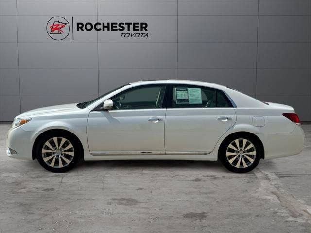 2012 Toyota Avalon Limited FWD