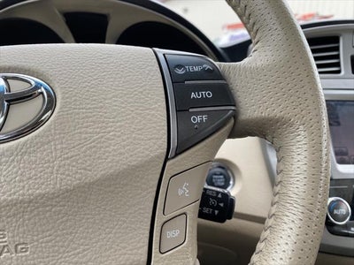 2012 Toyota Avalon Limited FWD