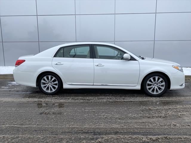 2012 Toyota Avalon Limited FWD
