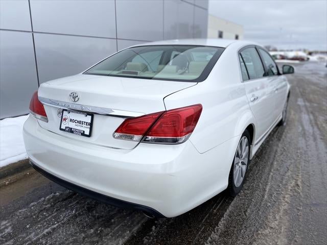 2012 Toyota Avalon Limited FWD