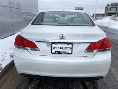 2012 Toyota Avalon Limited FWD