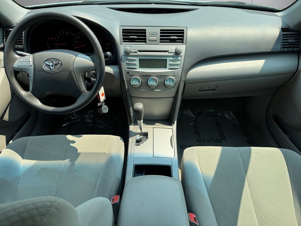 2009 Toyota Camry LE FWD