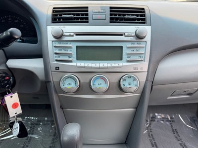 2009 Toyota Camry LE FWD