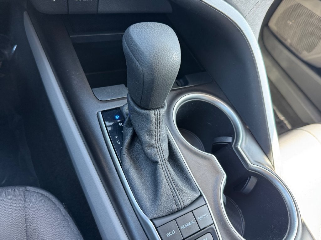 2021 Toyota Camry Hybrid LE FWD