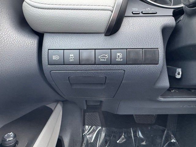 2023 Toyota Camry Hybrid LE FWD