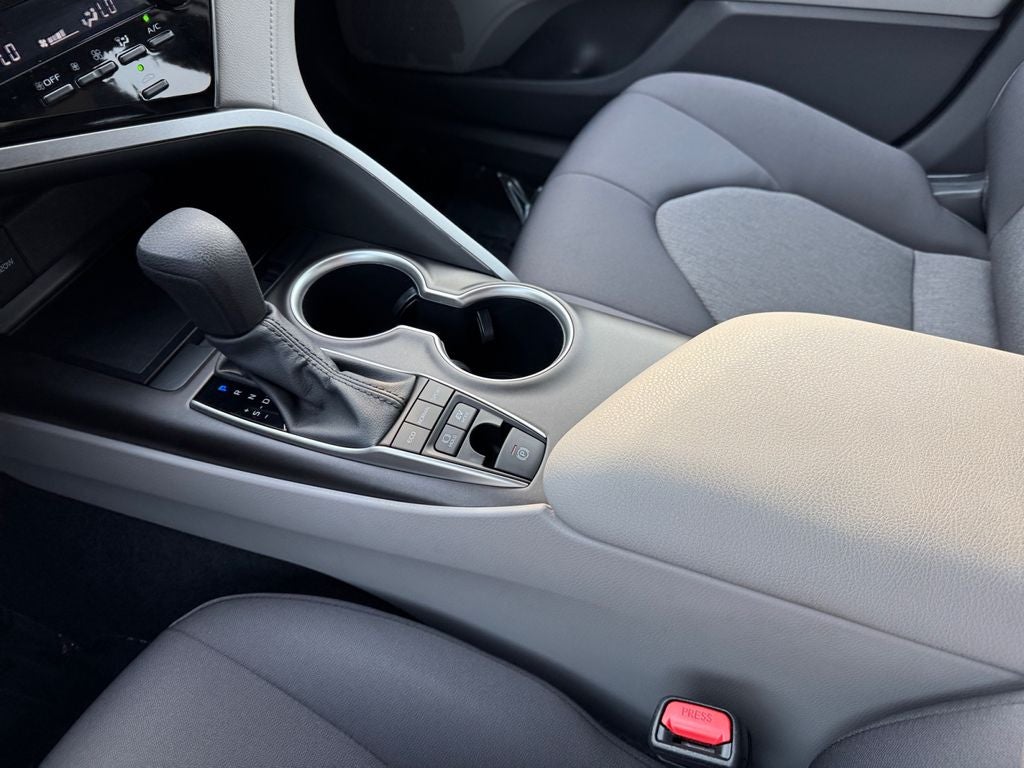 2024 Toyota Camry Hybrid LE FWD