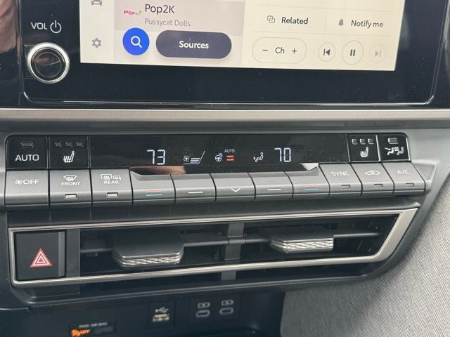 2026 Toyota Camry LE - Photo 12