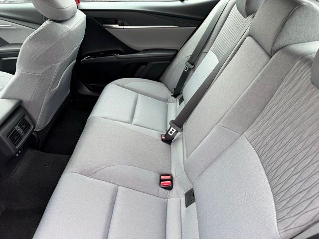 2026 Toyota Camry LE - Photo 7