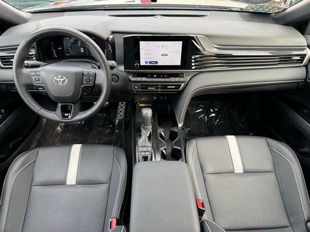2025 Toyota Camry SE FWD