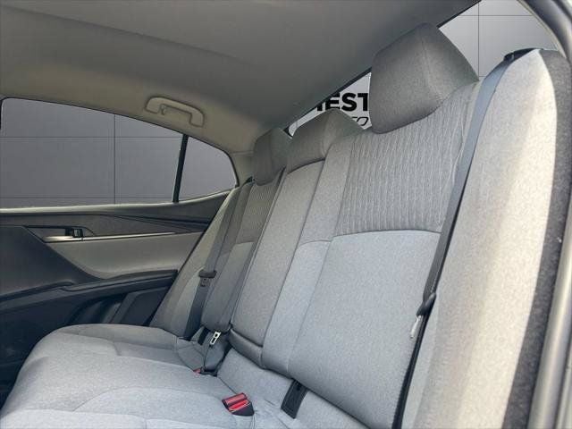 2025 Toyota Camry LE FWD