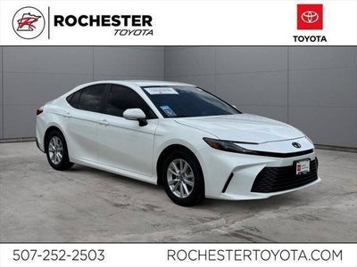 2025 Toyota Camry LE FWD