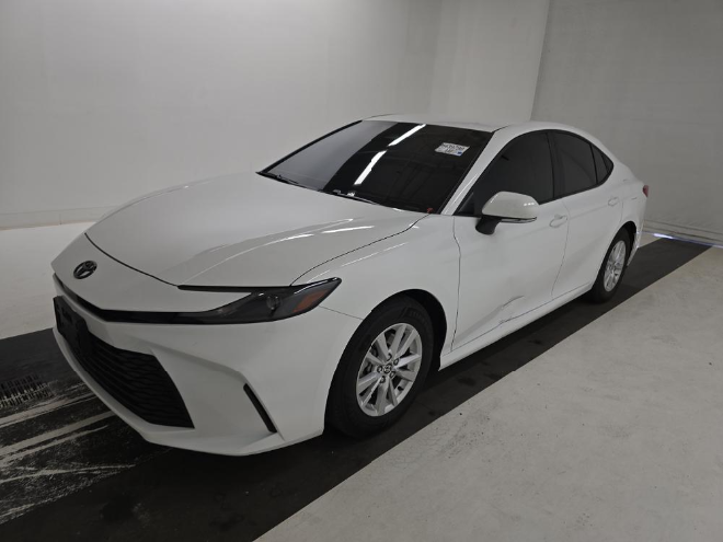 2025 Toyota Camry LE FWD