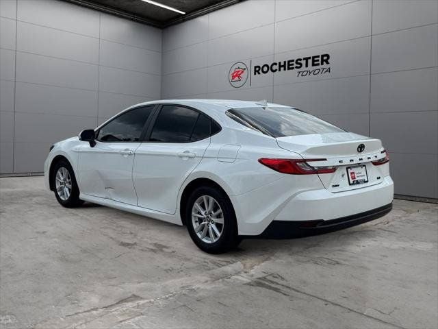 2025 Toyota Camry LE FWD