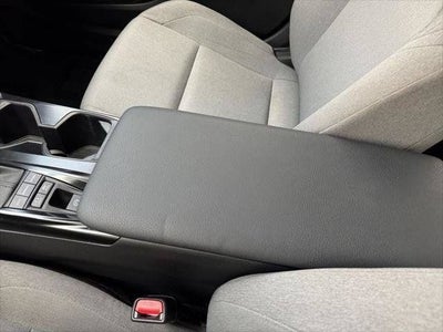 2025 Toyota Camry LE FWD