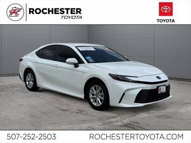 2025 Toyota Camry LE FWD
