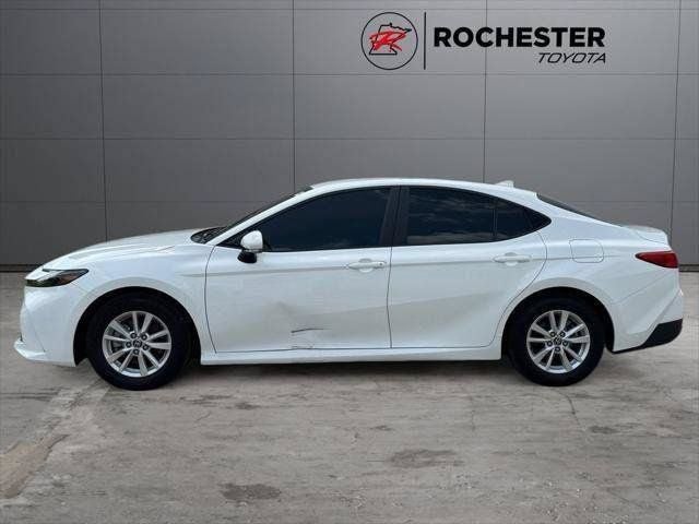 2025 Toyota Camry LE FWD