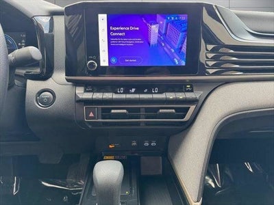 2025 Toyota Camry LE FWD