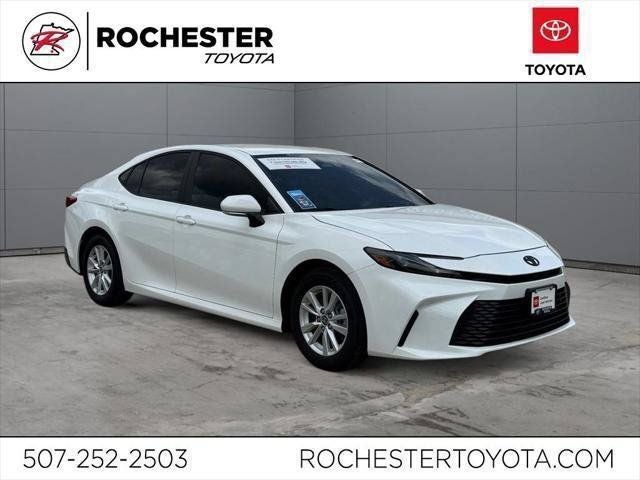 2025 Toyota Camry LE FWD