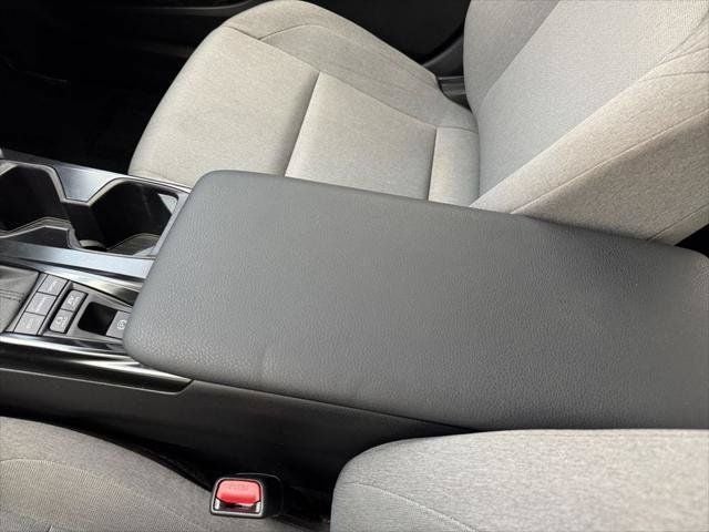 2025 Toyota Camry LE FWD