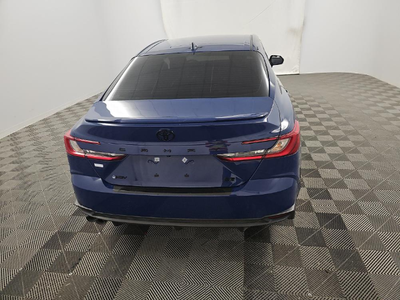 2025 Toyota Camry SE FWD