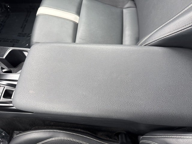 2025 Toyota Camry SE FWD