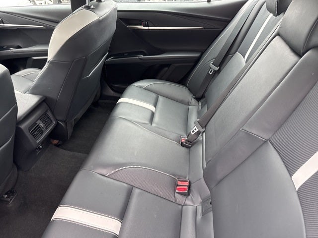 2025 Toyota Camry SE FWD