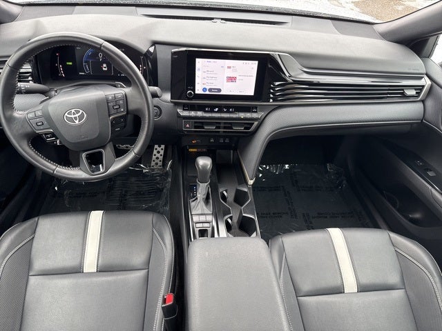 2025 Toyota Camry SE FWD