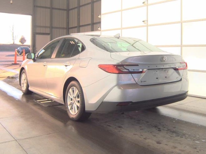 2025 Toyota Camry LE FWD