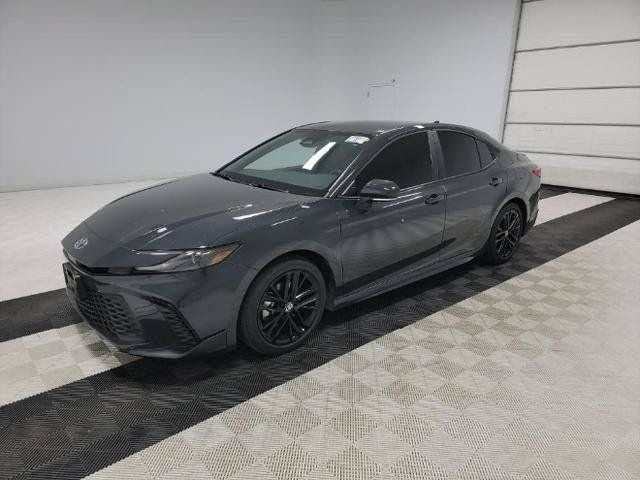 2025 Toyota Camry SE FWD