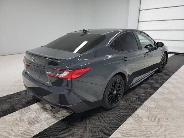 2025 Toyota Camry SE FWD