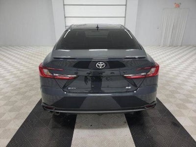2025 Toyota Camry SE FWD