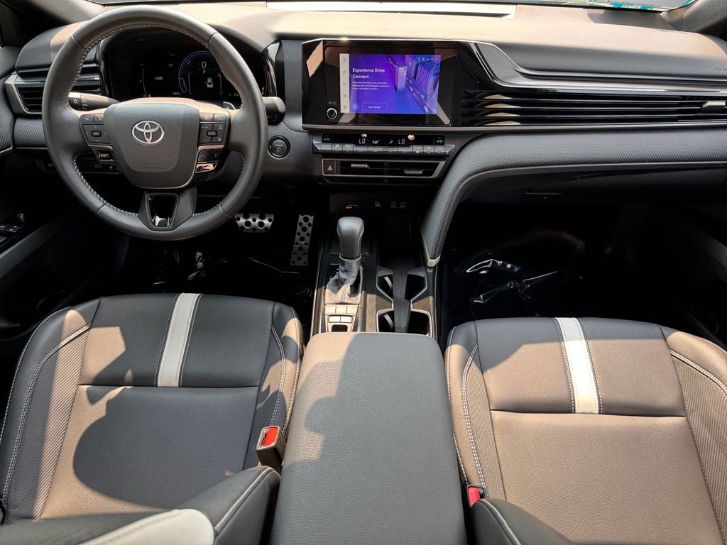 2025 Toyota Camry SE FWD