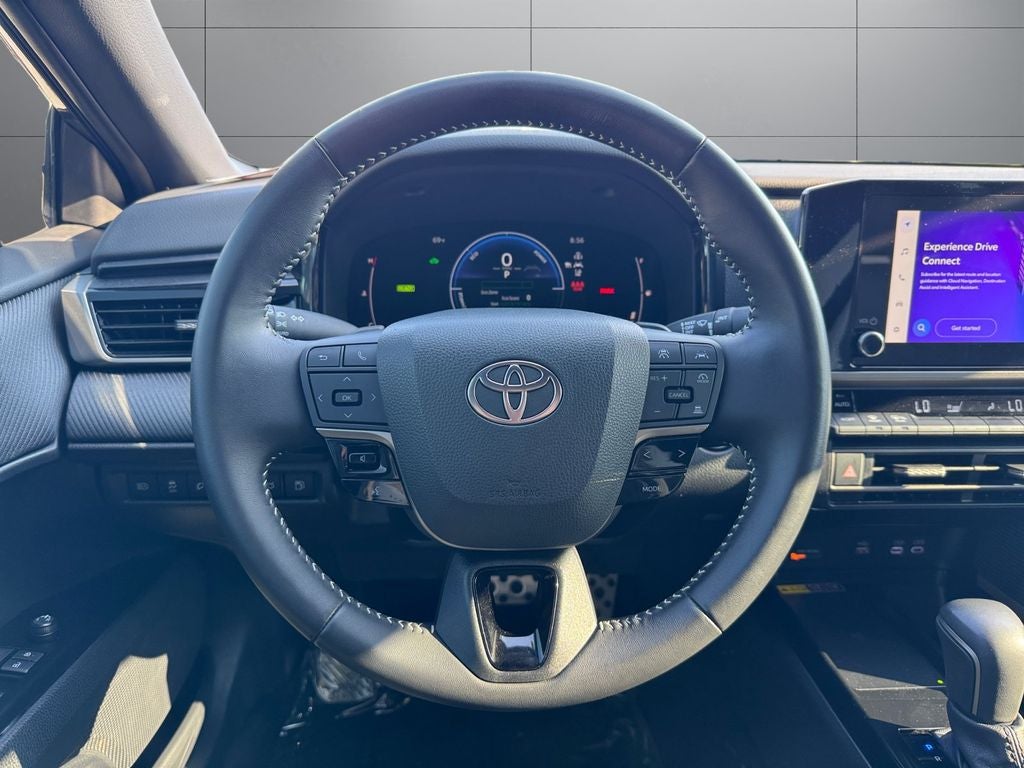2025 Toyota Camry SE FWD
