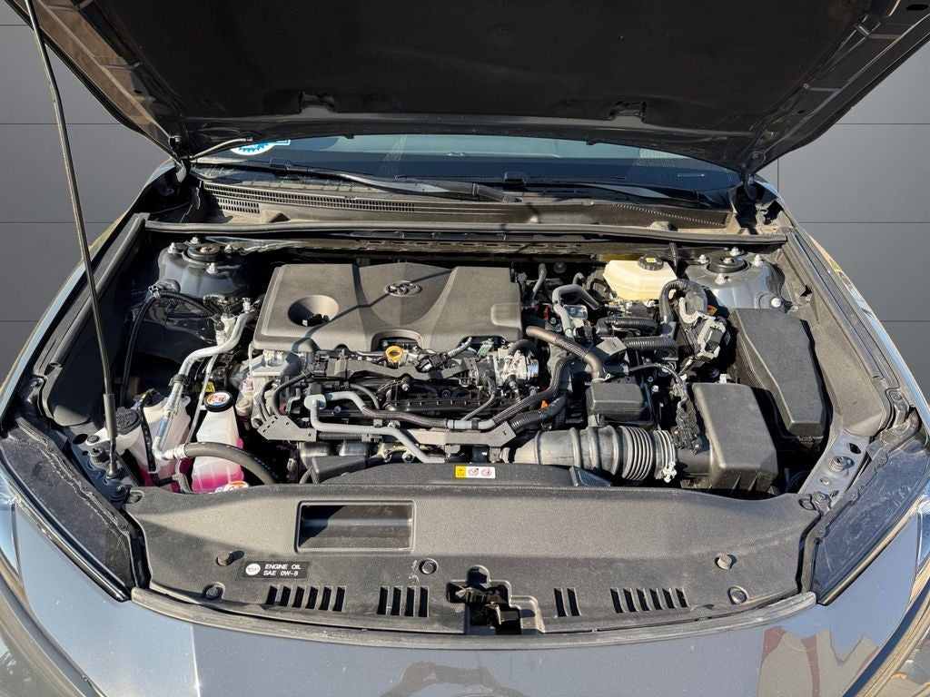 2025 Toyota Camry SE FWD