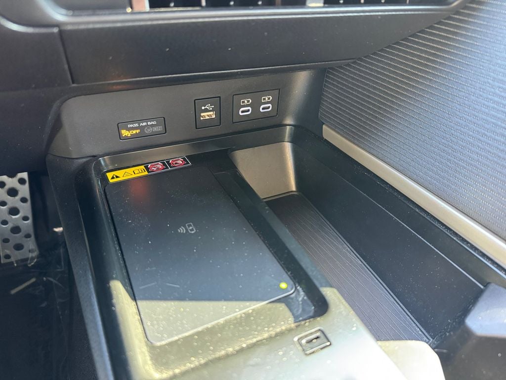 2025 Toyota Camry SE FWD