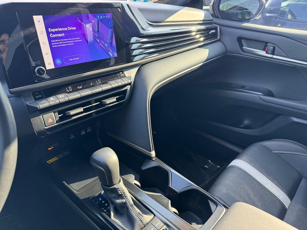 2025 Toyota Camry SE FWD